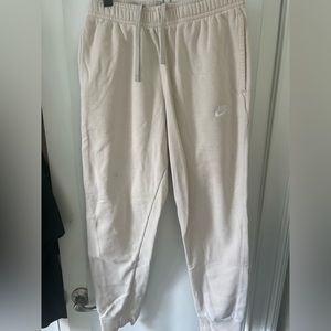 NIKE cream joggers with back pocket